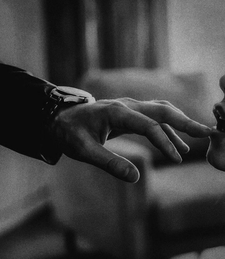 Foreplay Tip:  Trace her lips with a&nbsp;fingertip.