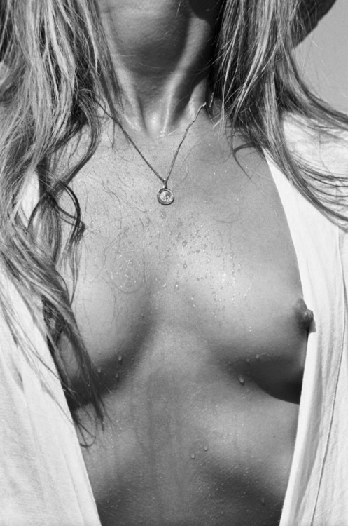 Foreplay Tip:  Kiss her breasts over and over but ignore the nipples for a few&nbsp;minutes.